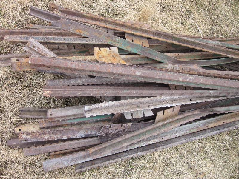 lot 54 image: Misc. Fence Posts