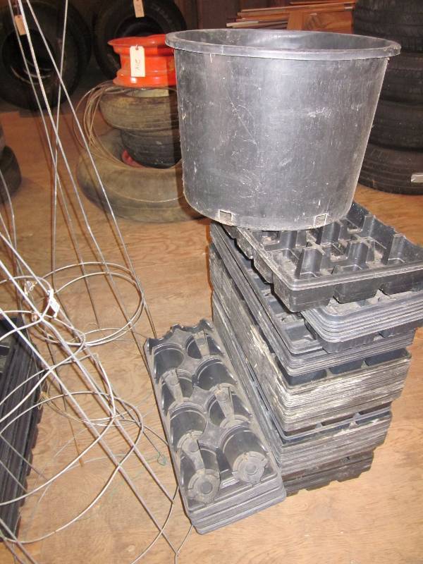 lot 234 image: Plant Containers, Pot Trays, & Tomato Cages
