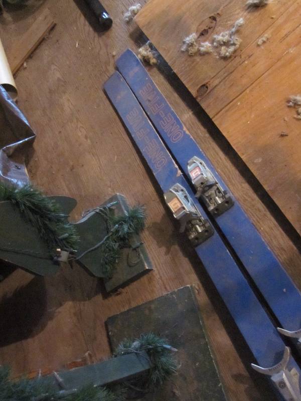 lot 255 image: Skis, Christmas Items, & Bucket of Misc.