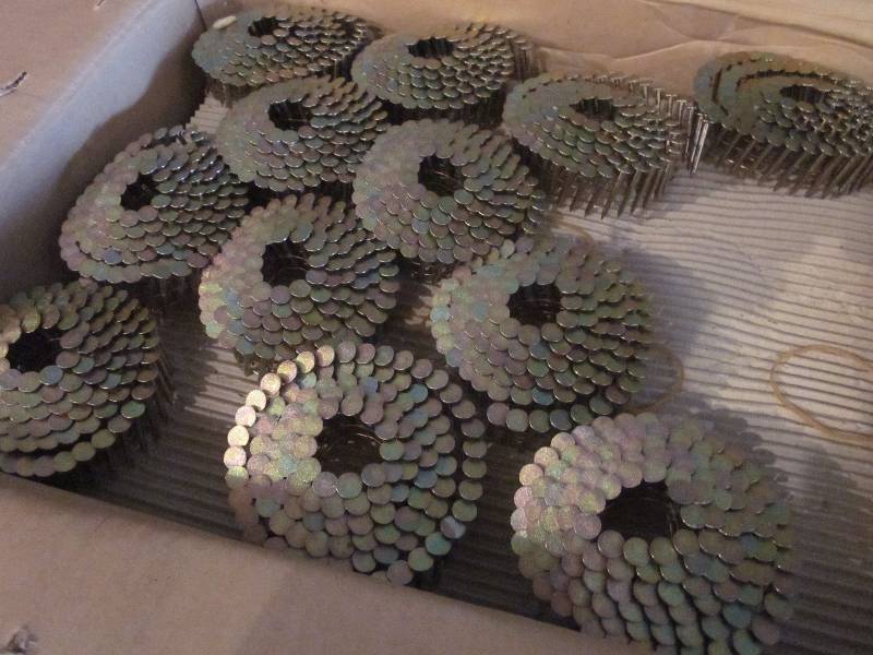 lot 257 image: Stanley Bostich CR3DGAL 1-14 Roofing Nails