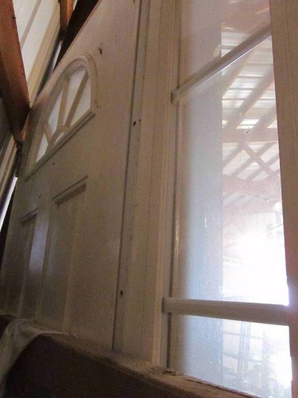 lot 58 image: Entry Door
