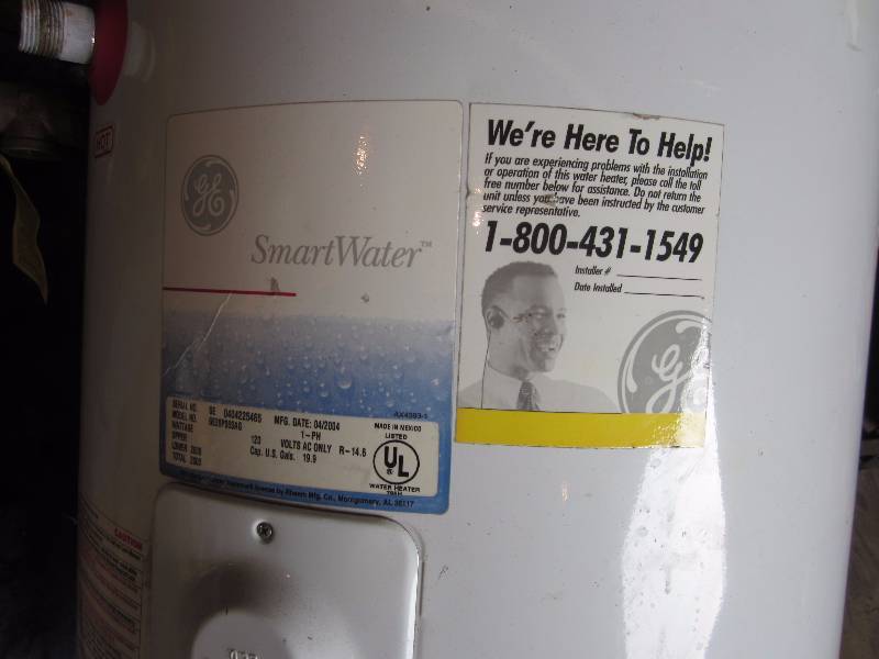lot 87 image: 20 Gal Hot Water Heater