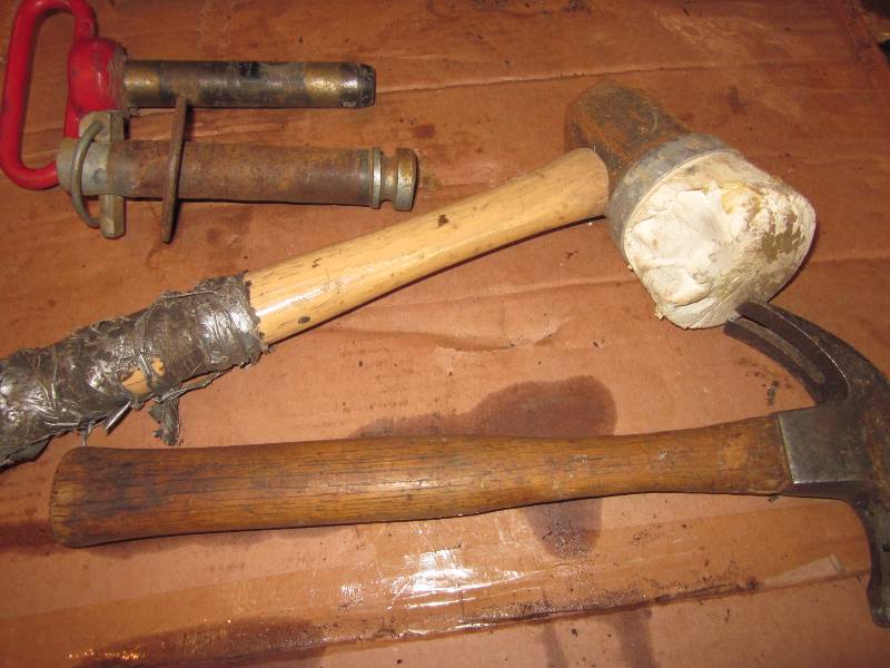 lot 108 image: Hitch Pins & Hammers