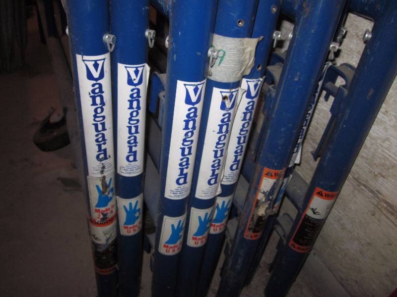 lot 120 image: Vanguard Scaffolding - 4 Sections