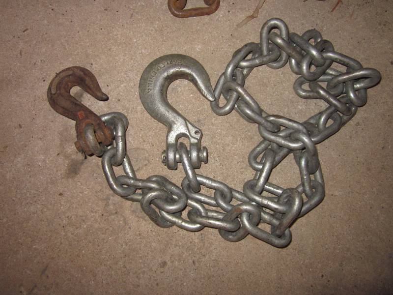 lot 123 image: 3 Chains with Hooks