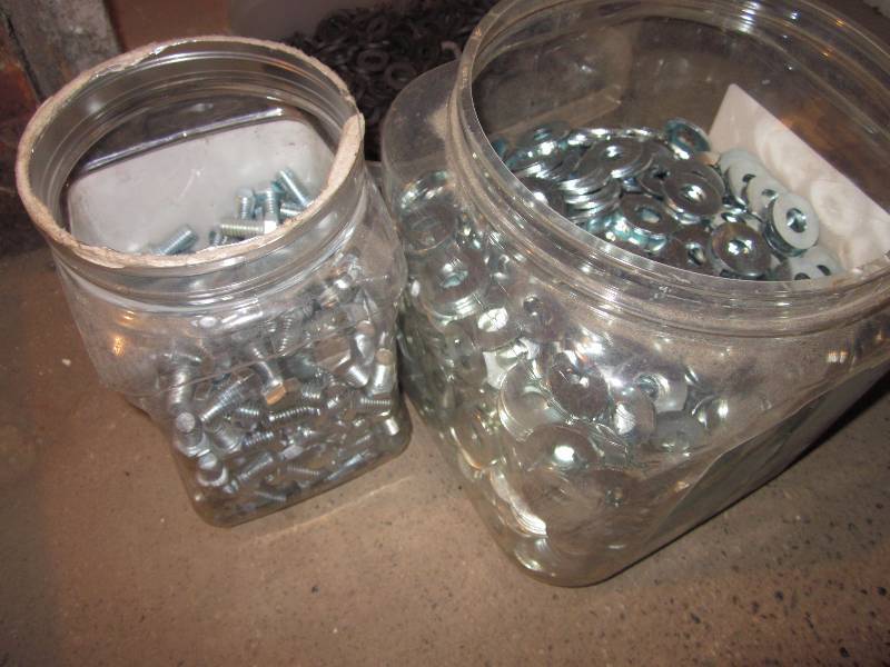 lot 167 image: Bolts, Washers, & Lock Washers