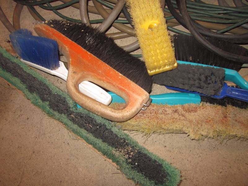 lot 180 image: Extension Cords, Rosin Paper, Brooms, Regulator