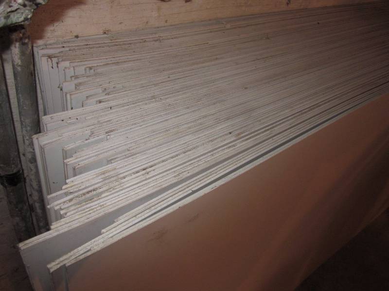 lot 265 image: 20 Sheets of  73 x 43 Poly SheetingLining