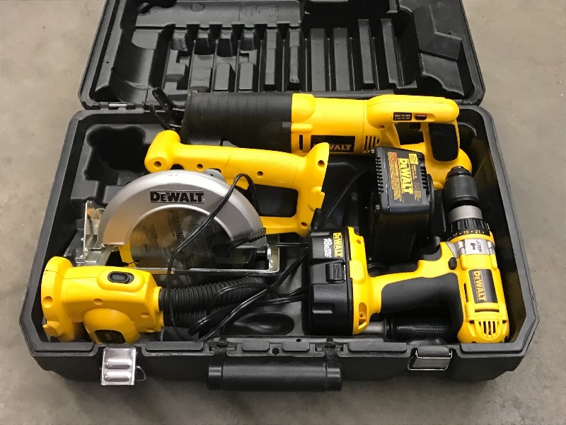 lot 19 image: DeWalt 18Volt Cordless Tool Set Wit...