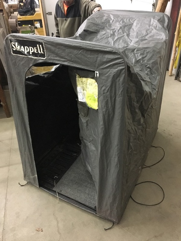 lot 94 image: 4x5 Suitcase Style Portable Ice S...