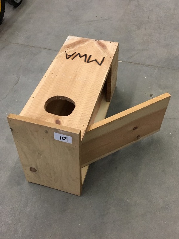 lot 101 image: MWA Wood Duck House, Unused ...