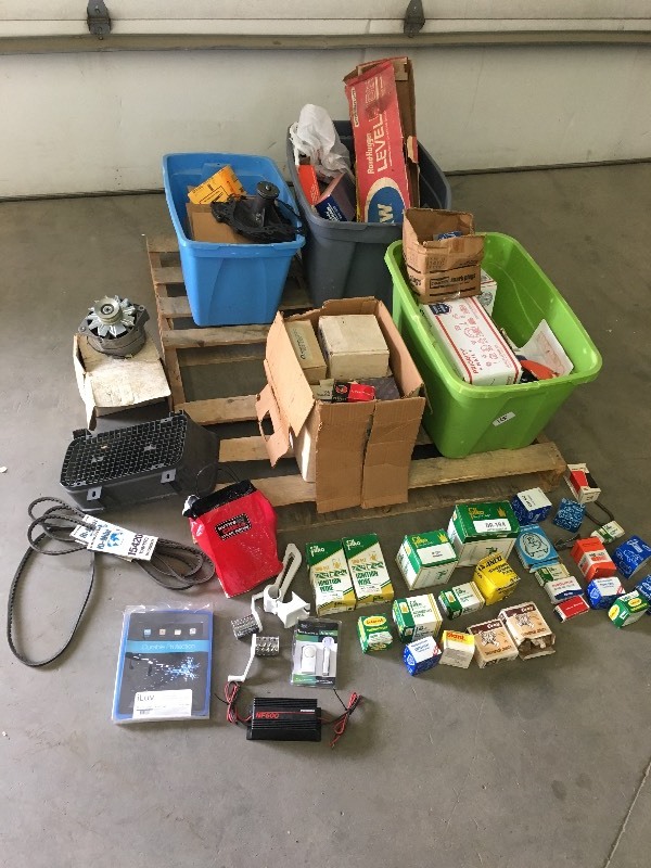 lot 115 image: Pallet Lot Of Assorted Automotive P...