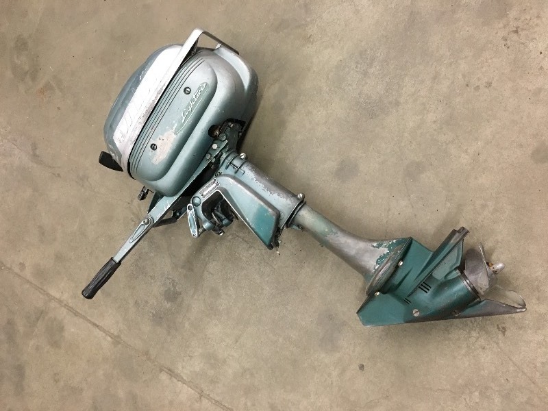 lot 120 image: Vintage Evinrude Light Twin Outboar...
