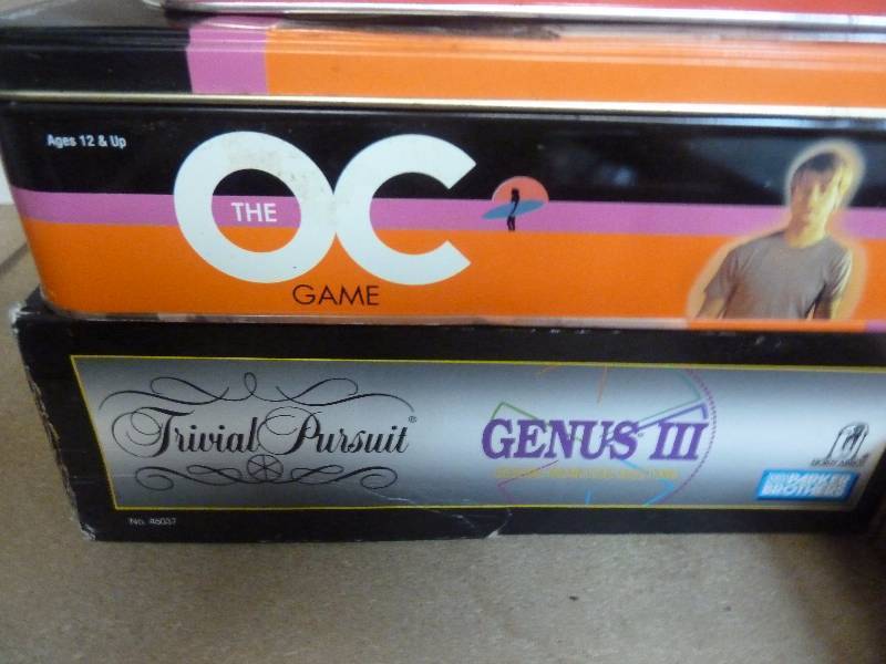 lot 15 image: Game Lot