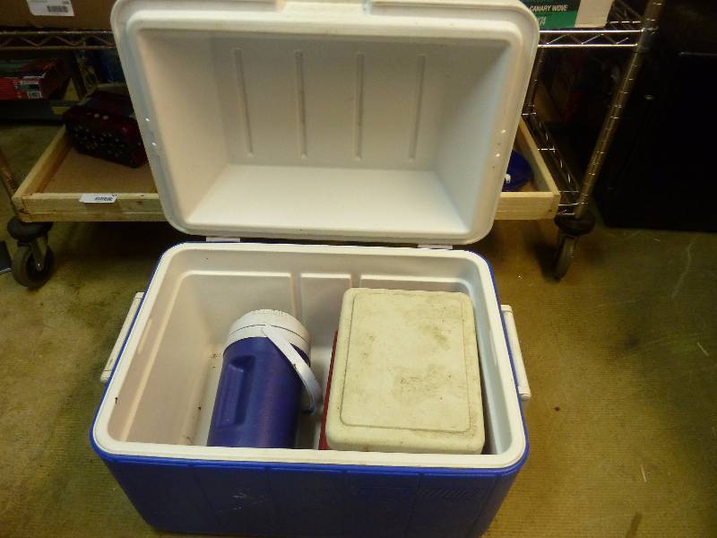 lot 153 image: cooler lot