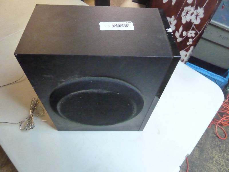lot 179 image: samsung subwoofer