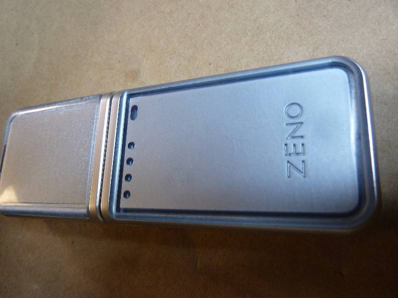 lot 216 image: Zeno Acne Clearing Device