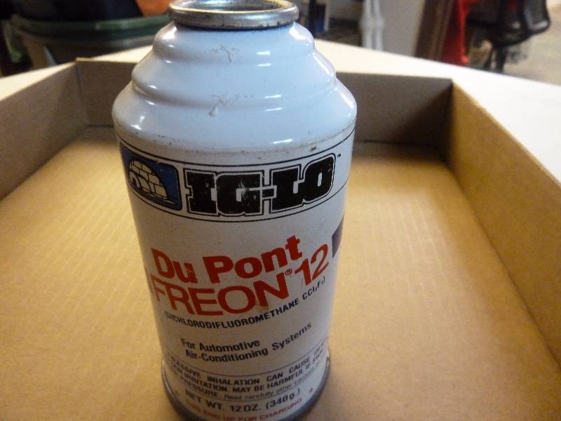 lot 222 image: R12 Freon