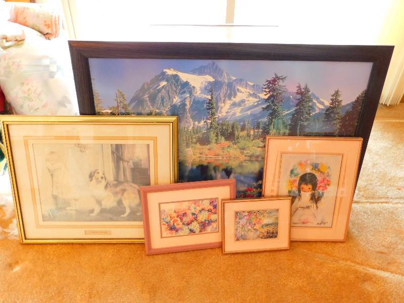 lot 65 image: Lot of 5 Framed Prints