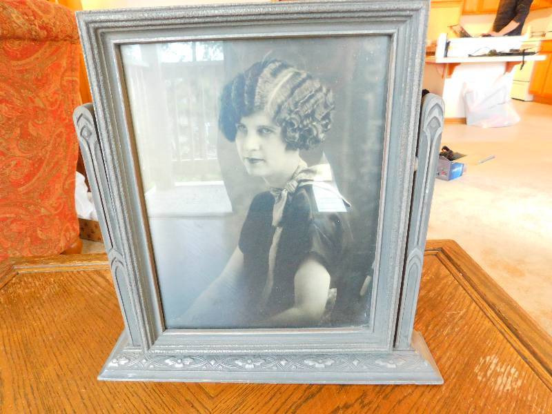 lot 80 image: Antique Picture and Frame