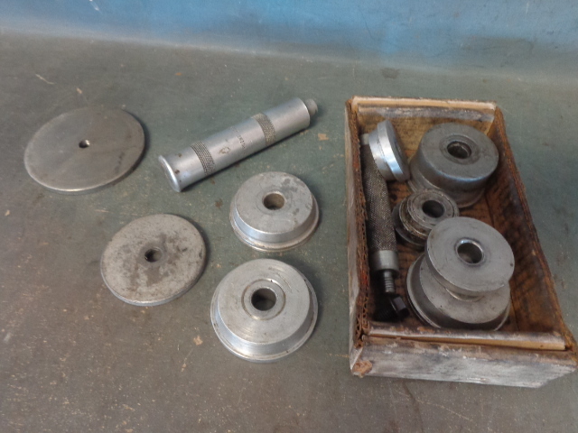 lot 9 image: Blue Point Seal Installation Kit