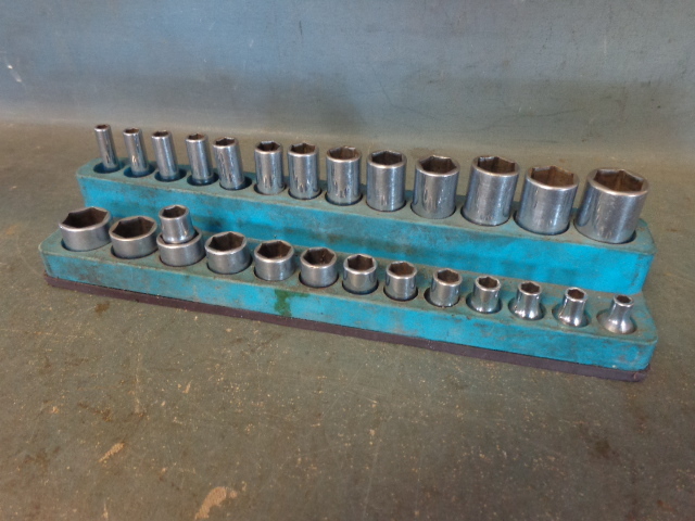 lot 11 image: Snap-On Metric Sockets