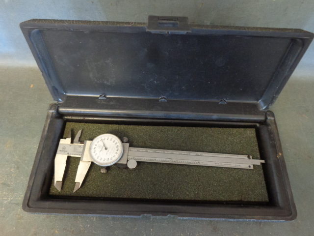 lot 31 image: Mitutoyo Dial Caliper