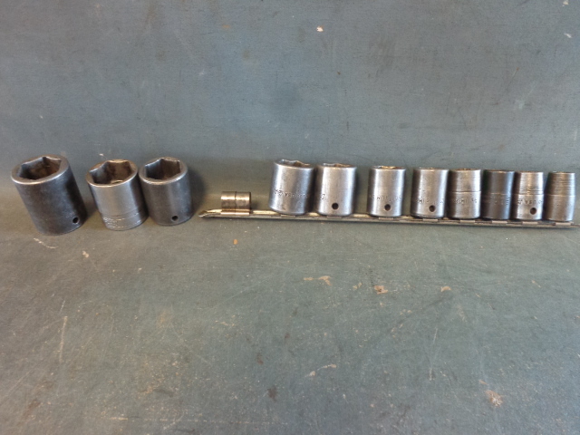 lot 35 image: Snap-On Impact Sockets