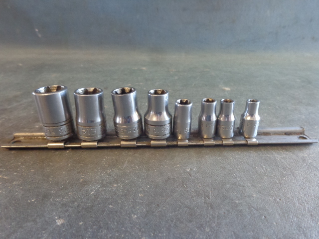 lot 40 image: 6 Point Snap-On Sockets