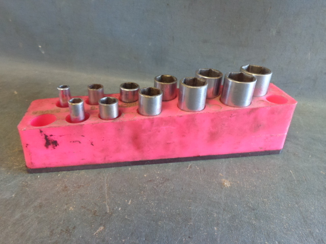 lot 52 image: Deep Well Chrome Sockets