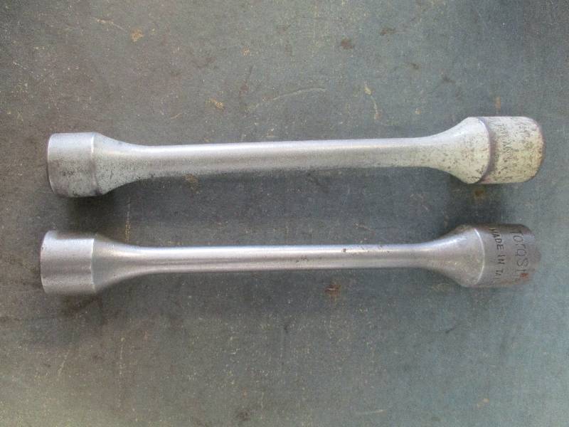 lot 112 image: Metric Torkstiks