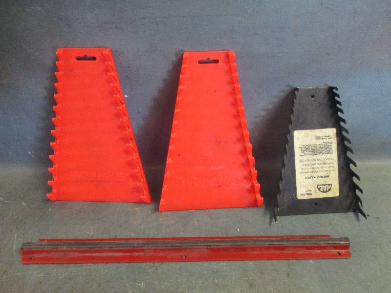 lot 122 image: Tool Holders