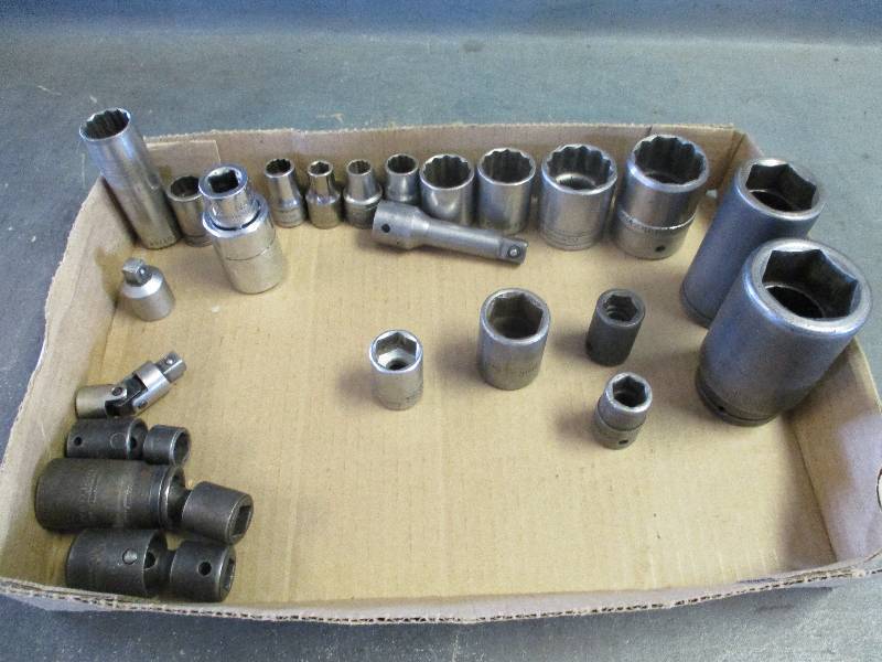 lot 151 image: Assorted 12 drive snap-On, S-K and Craftsman Sockets