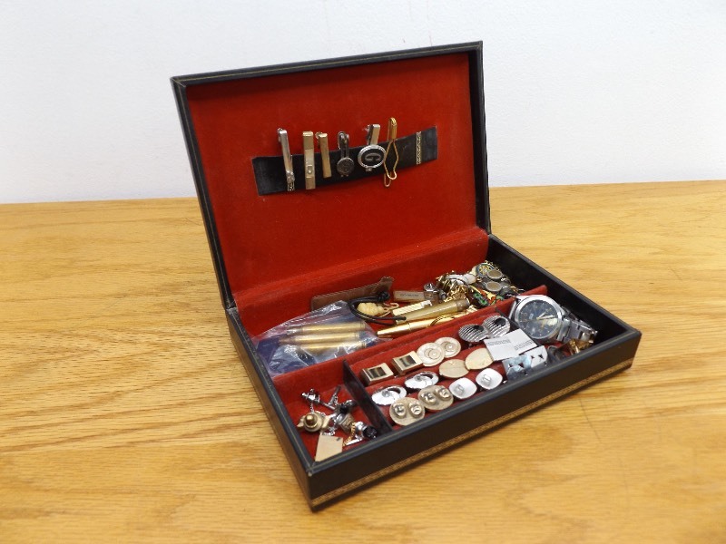 lot 44 image: Jewelry Box of Mens Cufflinks, Tie Tacks, etc.
