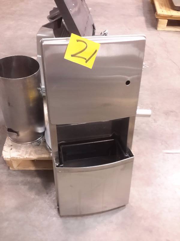 Stainless Steel paper towel holder..