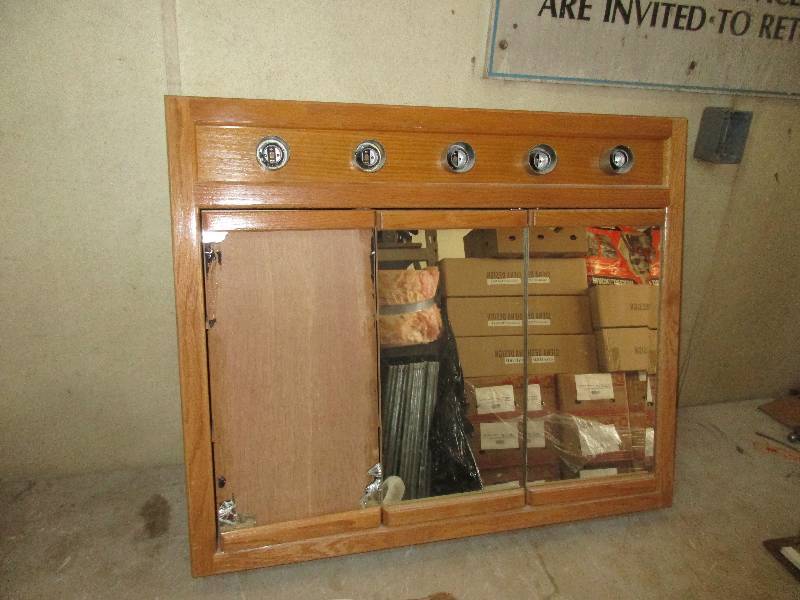 medicine cabinet - needs one mirror replaced