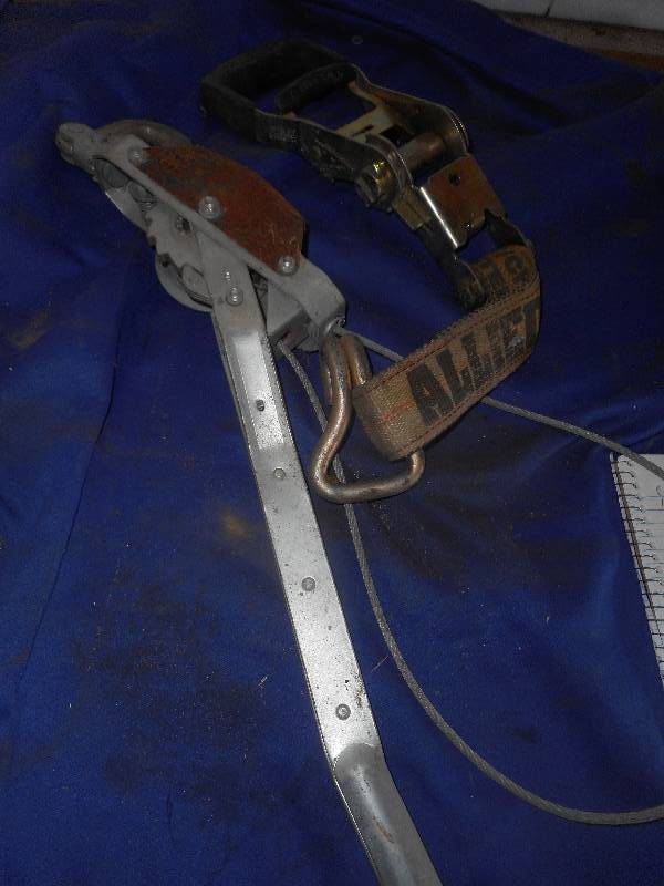 lot 52 image: COME ALONG AND STRAP TIGHTNER