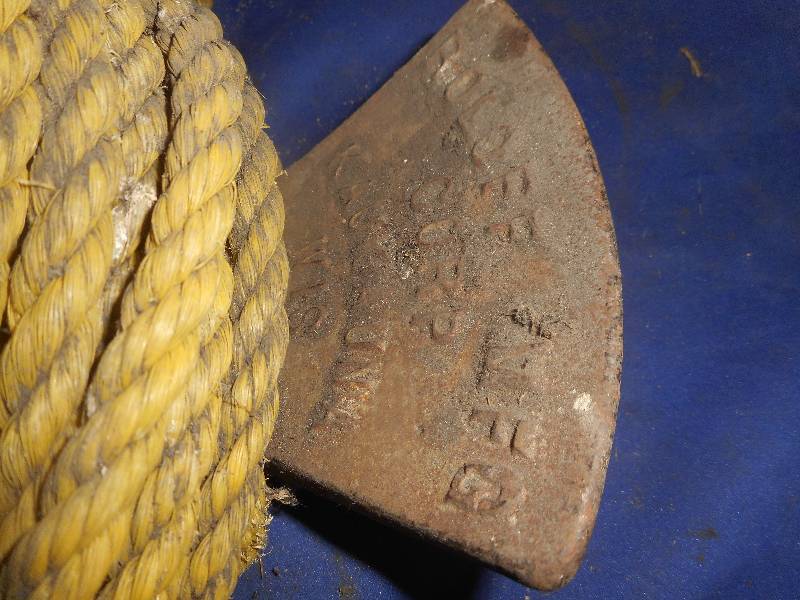 lot 81 image: VINTAGE ANCHOR