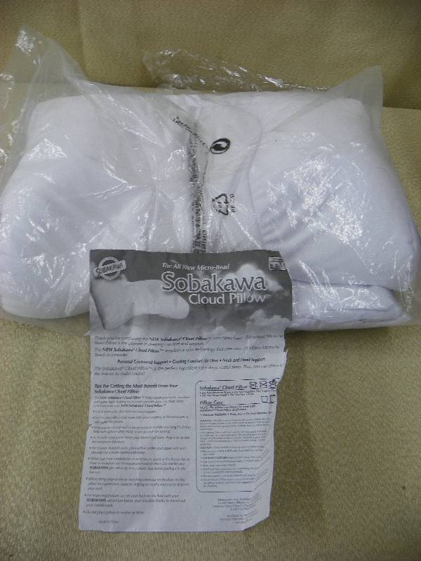 lot 297 image: Sobakawa Cloud Pillow
