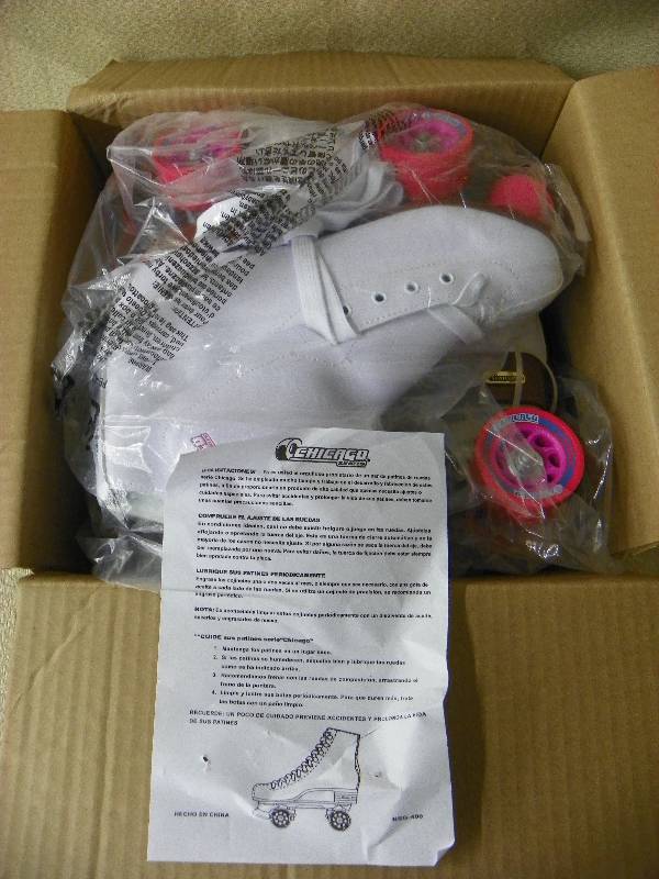 lot 556 image: Chicago Rink Skate Ladies Adult 8