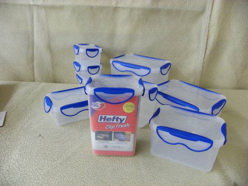 lot 563 image: Hefty Clip Fresh 20pc Container Set