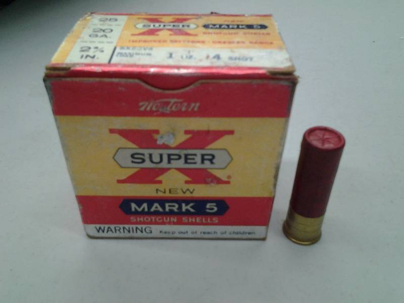 lot 24 image: Western Super X Box Of 18 3 Inch 20 Ga. 6 Shot Shells