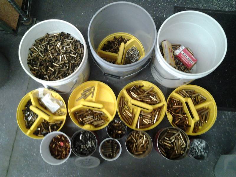 lot 30 image: Large Lot- 38-Special, 7mm, 9mm, 30-06, 30-30, 243, 270, 280 Brass Shells For Reloading