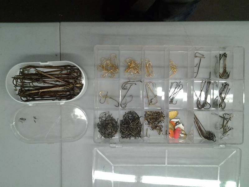 lot 44 image: Box Of Assorted Hooks