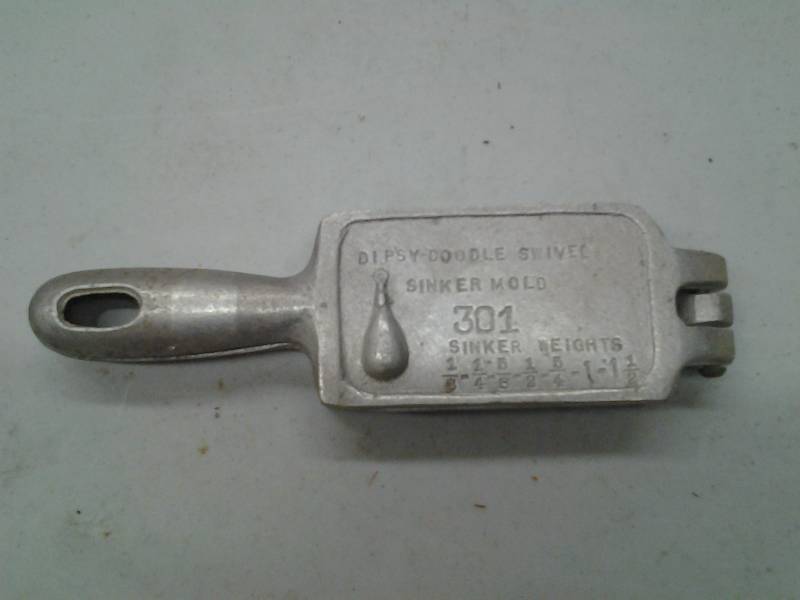 lot 68 image: Palmer Manufacturing Dipsy-Doodle Swivel Sinker Lead Mold #301