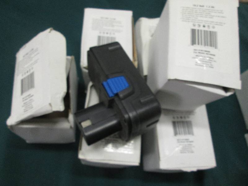 lot 77 image: Lot of 6 19.2 Volt Rechargeable Ba...