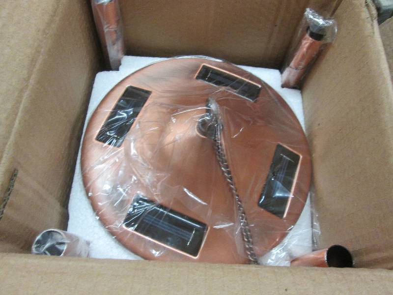 lot 125 image: Sunergy Solar Lighted Wind Chimes w...