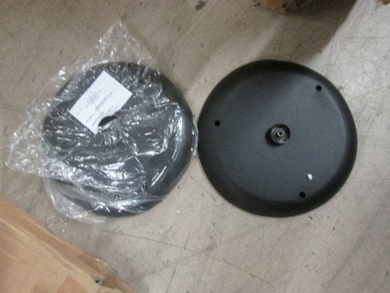 lot 137 image: Lot of 12 Heavy Metal Lamp Bases...