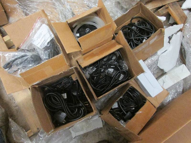 lot 140 image: Lot of 6 Boxes Fountain Pumps and P...