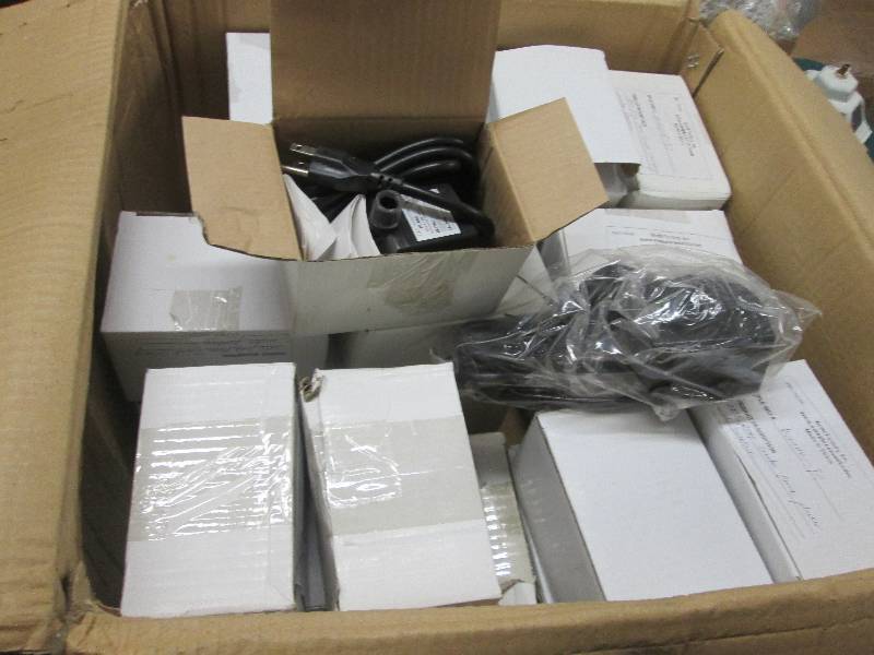 lot 143 image: Lot of 24  Fountain PumpTransform...